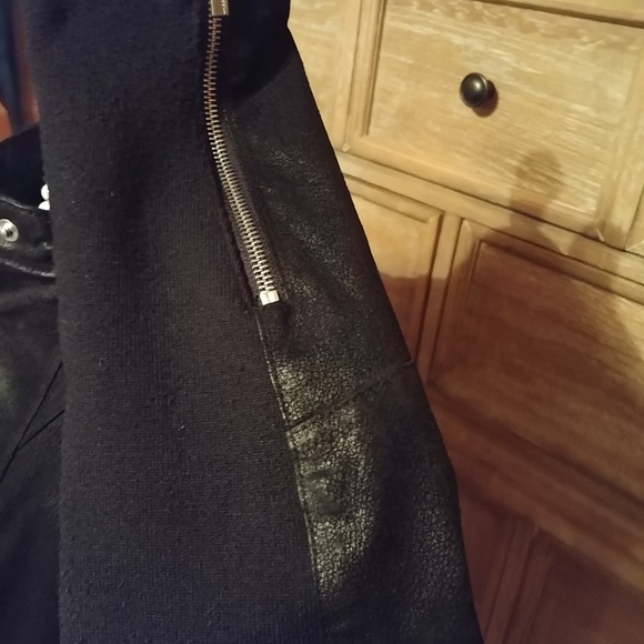 Leather biker Jacket 2 front pockets - Picture 4 of 7